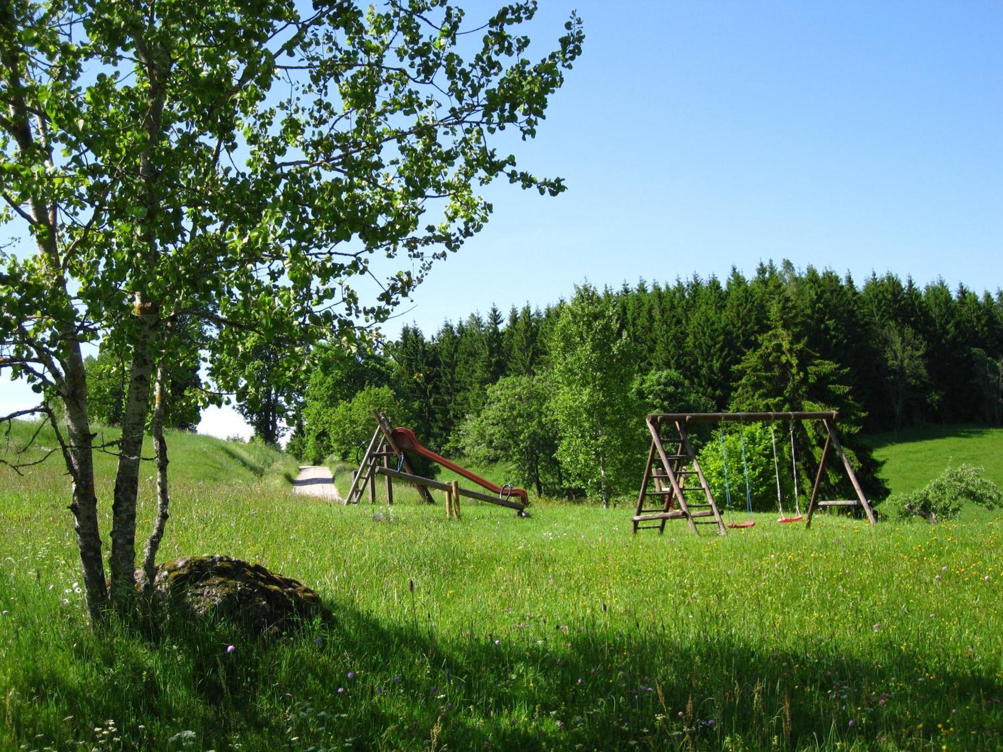 Pension Loeffelschmiede Lenzkirch Bagian luar foto