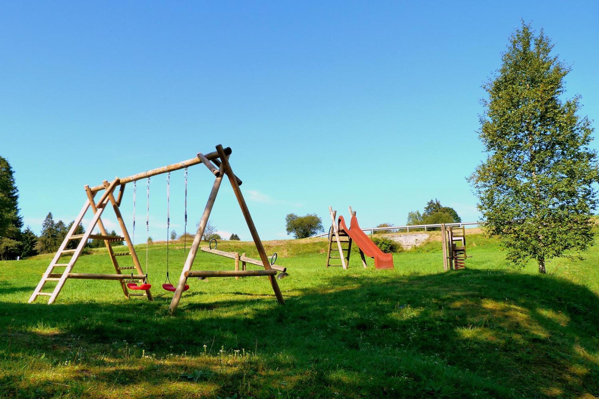 Pension Loeffelschmiede Lenzkirch Bagian luar foto